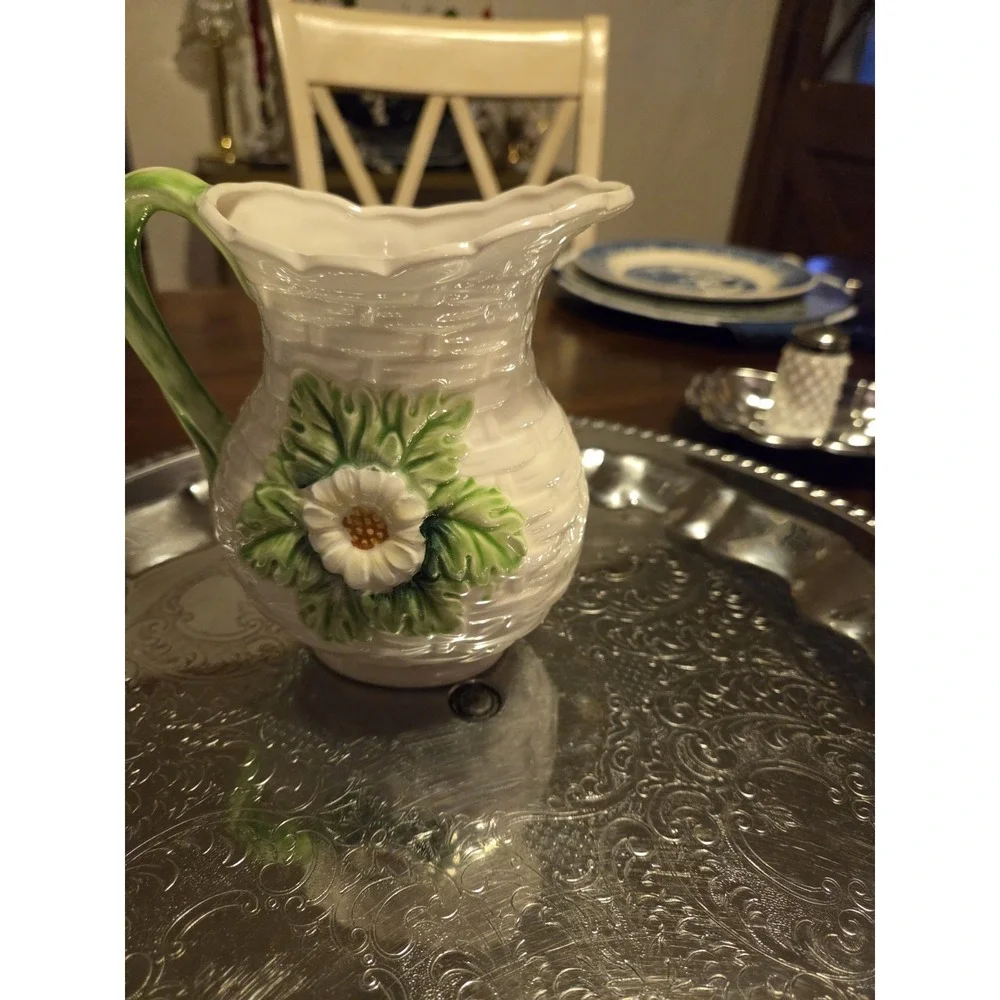 vintage Geo Z Lefton ceramic pitcher features a basketweave pattern and...